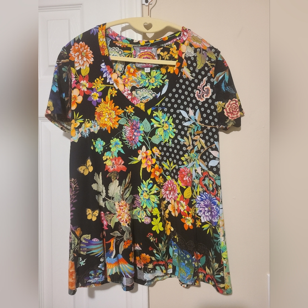 Johnny Was Floral Multicolor Swing  Tee XS